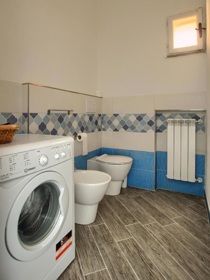 הוילה אימפריה Casa A 2 Passi Dal Mare Con Patio Privato מראה חיצוני תמונה
